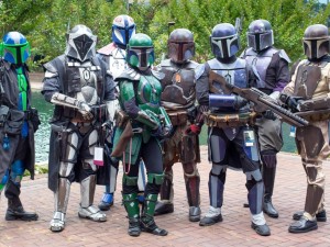 Gamers love their cosmetic DLC. Star Wars fans love to customize their armor, especially if it's Mandalorian. It's a match made in heaven.